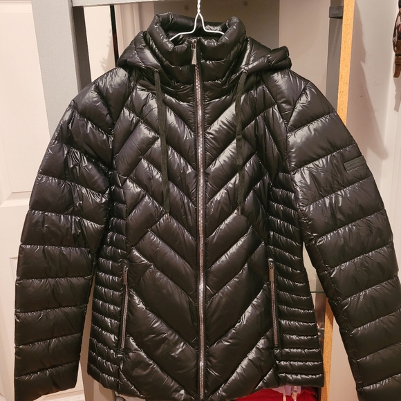 Karen Millen Black Feather Down Puffer Jacket - Picture 2 of 9